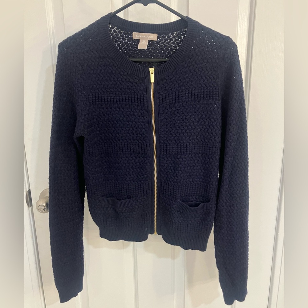 navy Banana Republic ribbed cardigan with zipper